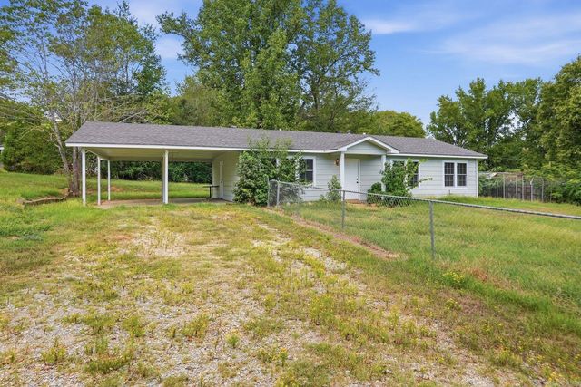 1424 Lockhart Street, Benton, AR 72015