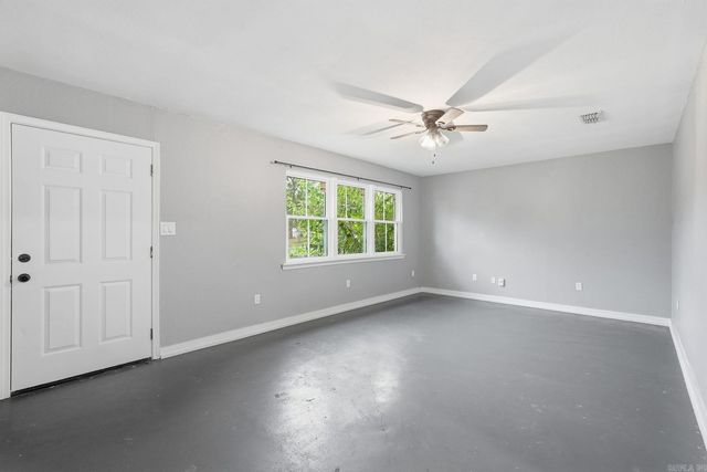 1424 Lockhart Street, Benton, AR 72015