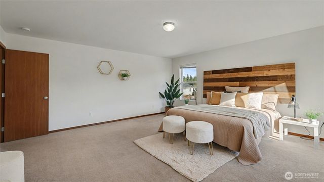 21470 SE 299TH Way, Kent, WA 98042