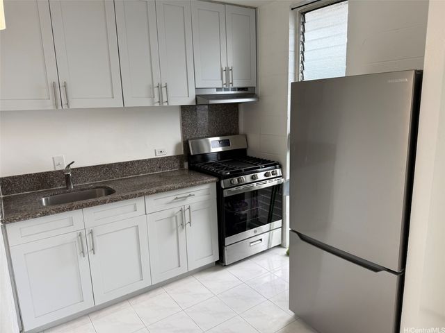 747 Kinau Street 14, Honolulu, HI 96813