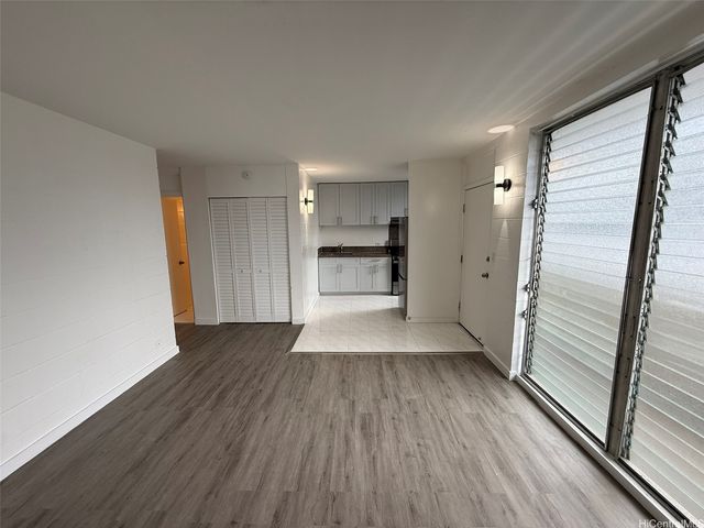 747 Kinau Street 14, Honolulu, HI 96813