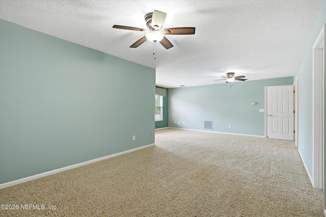 1413 COURSE VIEW Drive, Fleming Island, FL 32003