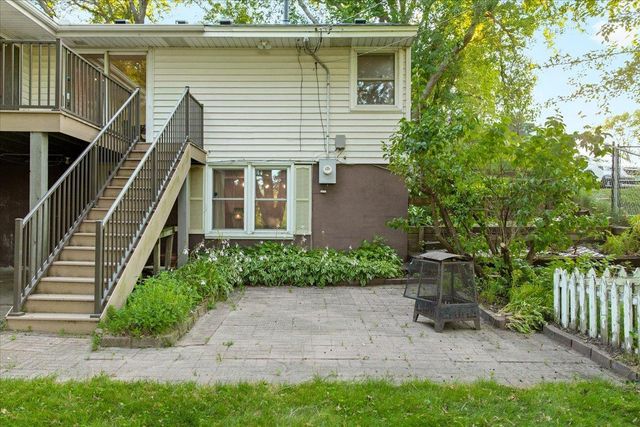 5741 W Moore Lake Drive, Fridley, MN 55432