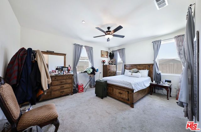 7700 Nigu River Street, Bakersfield, CA 93311