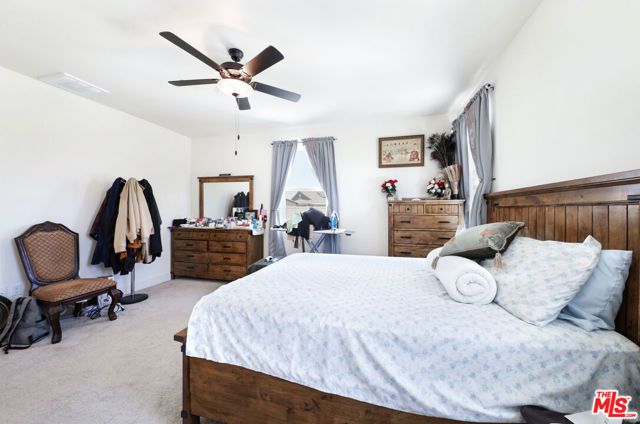 7700 Nigu River Street, Bakersfield, CA 93311