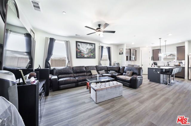 7700 Nigu River Street, Bakersfield, CA 93311