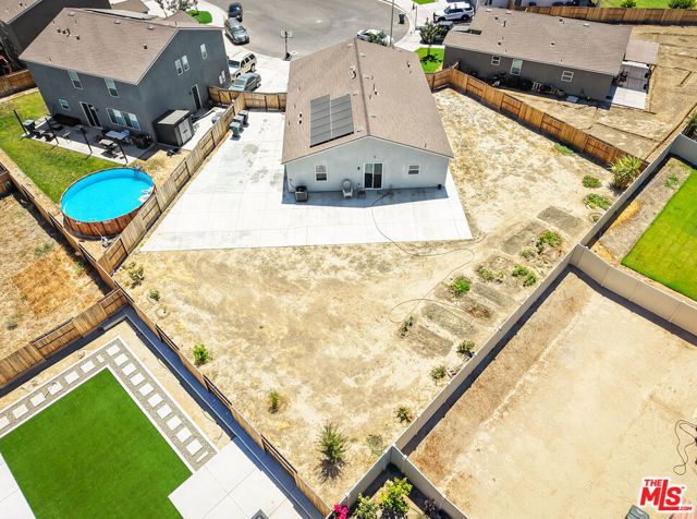 7700 Nigu River Street, Bakersfield, CA 93311