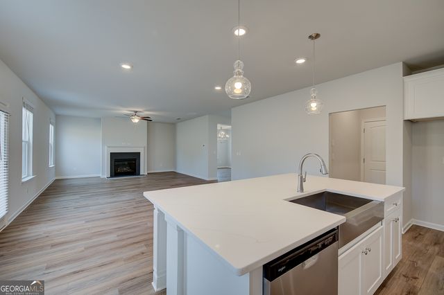 2405 Dixon Place, Lawrenceville, GA 30045