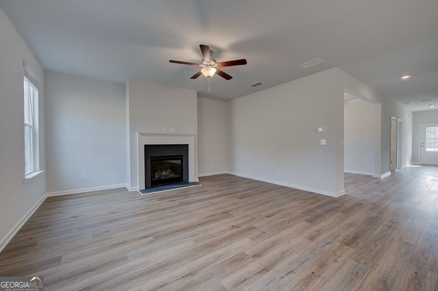 2405 Dixon Place, Lawrenceville, GA 30045