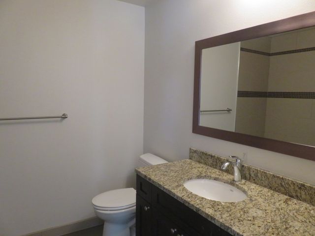 928 Travis Avenue 202, Fort Worth, TX 76104
