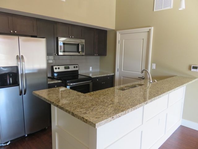 928 Travis Avenue 202, Fort Worth, TX 76104