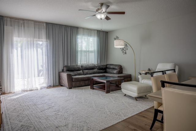 75 Great Star Ct, St Augustine, FL 32086