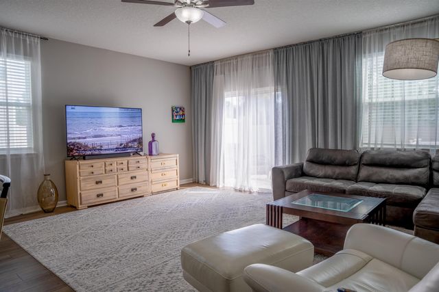 75 Great Star Ct, St Augustine, FL 32086