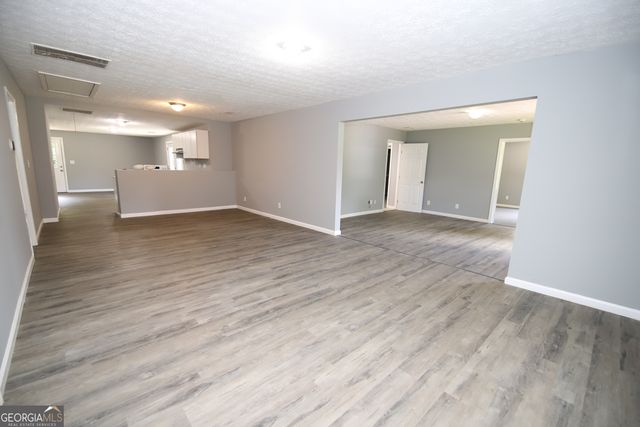 92 Priscilla Drive, Lagrange, GA 30241