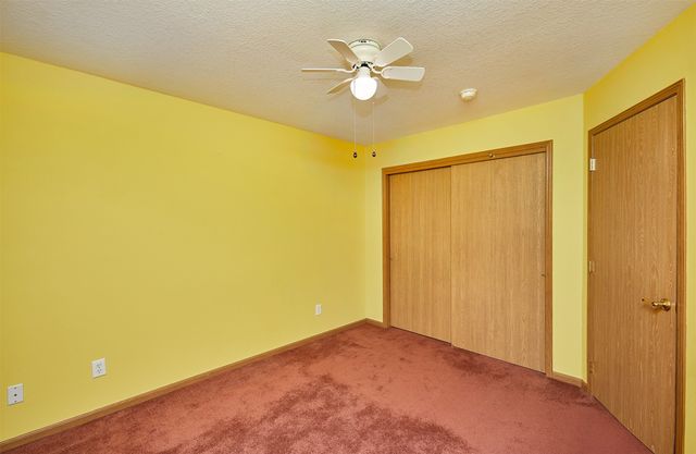 220 W Clay Street, Osceola, IA 50213