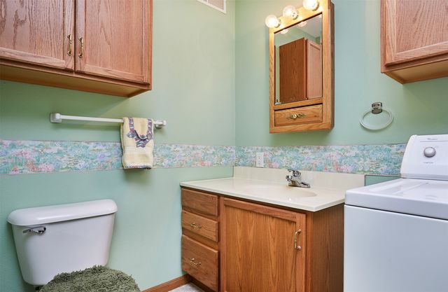220 W Clay Street, Osceola, IA 50213
