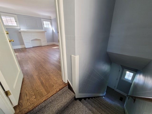 1146 Lakepointe Street, Grosse Pointe, MI 48230