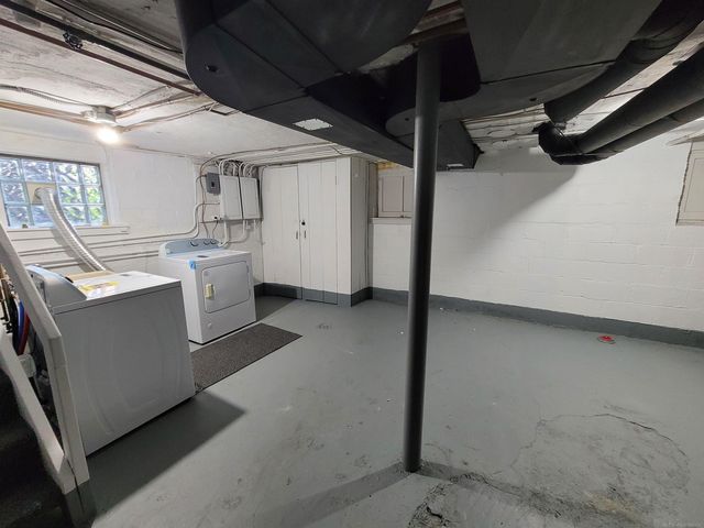 1146 Lakepointe Street, Grosse Pointe, MI 48230