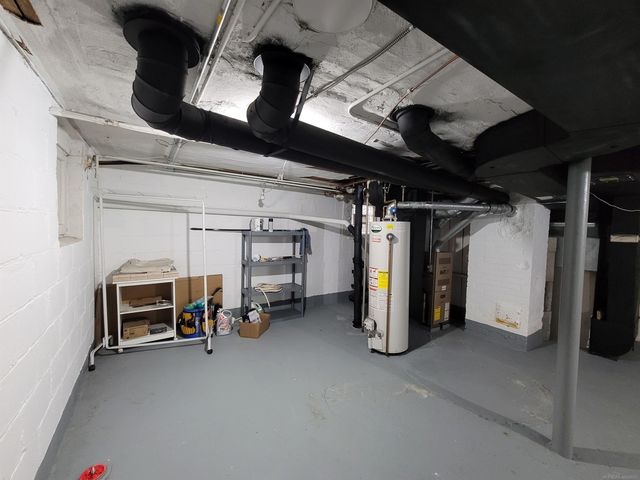 1146 Lakepointe Street, Grosse Pointe, MI 48230