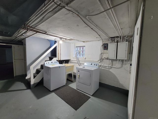 1146 Lakepointe Street, Grosse Pointe, MI 48230