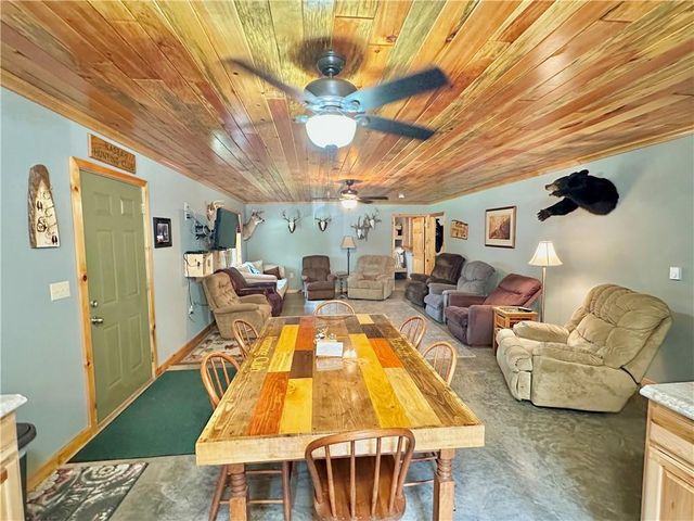 7512 W Poertner Road, Neillsville, WI 54456