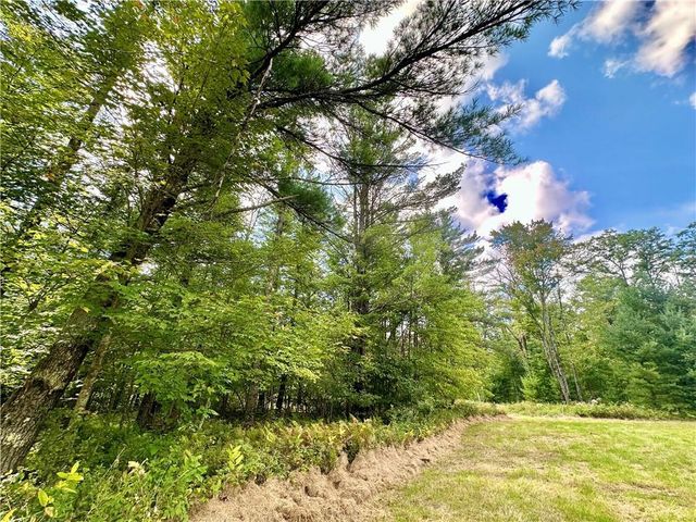 7512 W Poertner Road, Neillsville, WI 54456