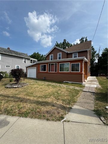 1739 Lockport Street, Niagara Falls, NY 14305