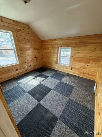 1739 Lockport Street, Niagara Falls, NY 14305