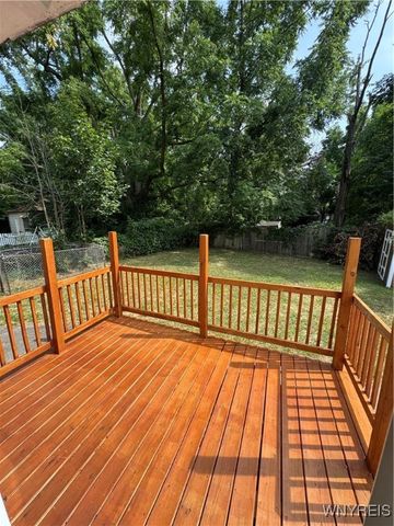 1739 Lockport Street, Niagara Falls, NY 14305