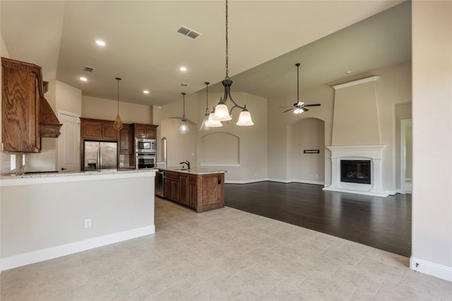 4802 Comstock Way, Mansfield, TX 76063