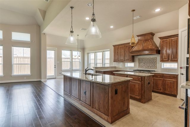 4802 Comstock Way, Mansfield, TX 76063