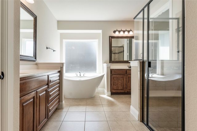 4802 Comstock Way, Mansfield, TX 76063