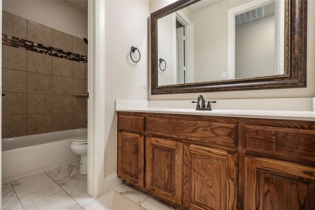 4802 Comstock Way, Mansfield, TX 76063