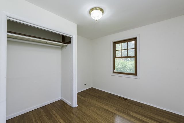 39056 N Poplar Street, Lake Villa, IL 60046