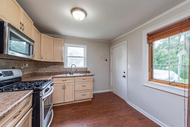 39056 N Poplar Street, Lake Villa, IL 60046
