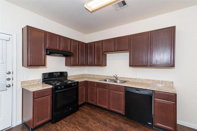 9722 Cira Court, Houston, TX 77044