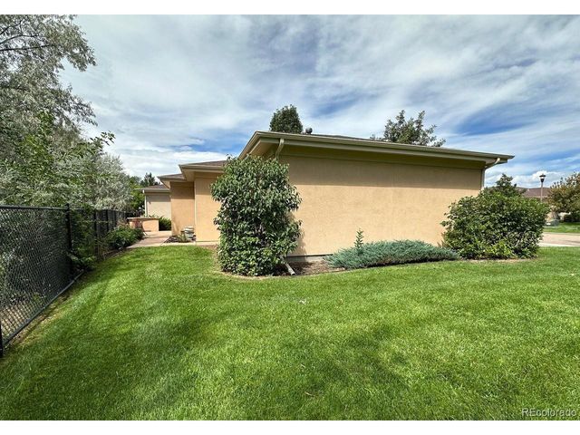 1270 Inca Dove Cir, Loveland, CO 80537