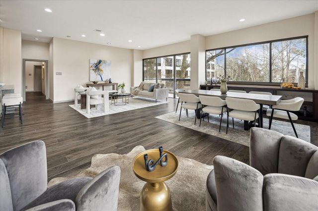 49 Briar Hollow Lane 103, Houston, TX 77027