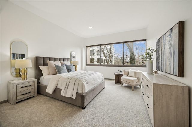 49 Briar Hollow Lane 103, Houston, TX 77027