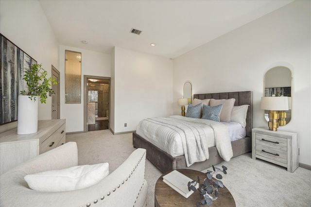 49 Briar Hollow Lane 103, Houston, TX 77027