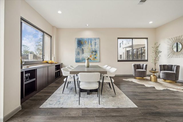 49 Briar Hollow Lane 103, Houston, TX 77027