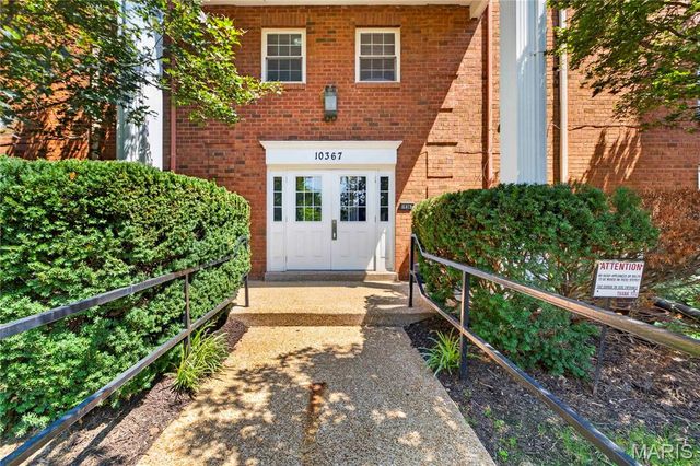 10367 Oxford Hill Drive 18, St Louis, MO 63146