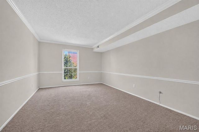 10367 Oxford Hill Drive 18, St Louis, MO 63146