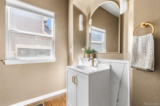 952 Greenridge Lane, Castle Pines, CO 80108