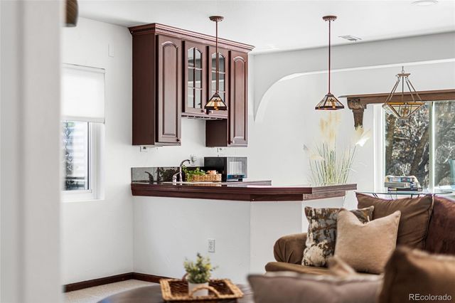 952 Greenridge Lane, Castle Pines, CO 80108