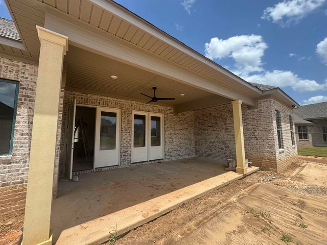 518 Corondelet Lane, Maumelle, AR 72113