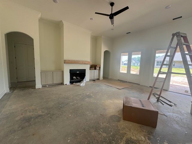 518 Corondelet Lane, Maumelle, AR 72113