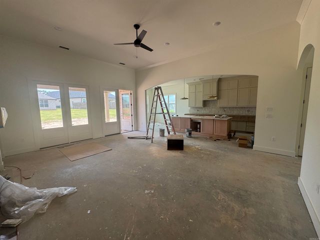 518 Corondelet Lane, Maumelle, AR 72113