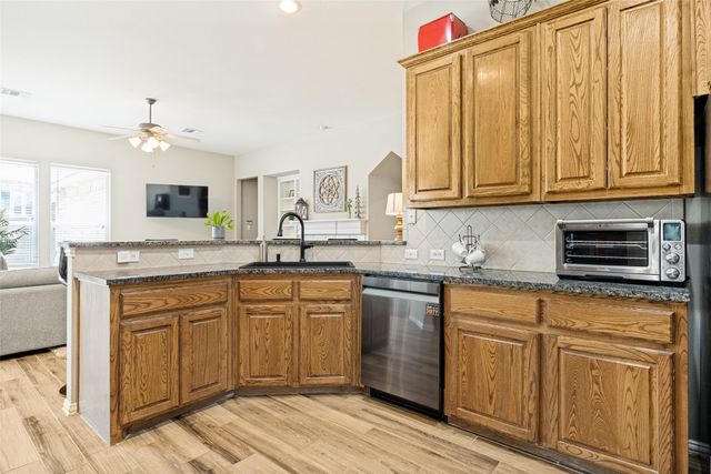 1604 Harvest Glen Drive, Allen, TX 75002