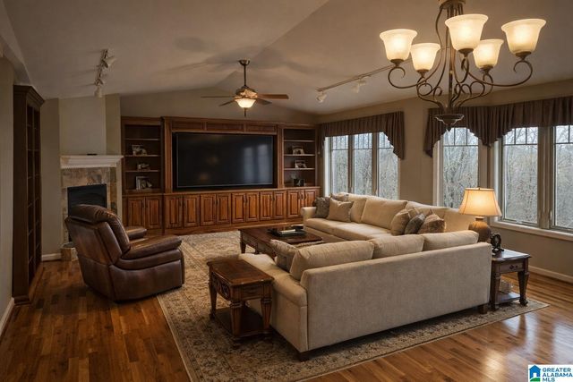 262 HOWLE STREET, Heflin, AL 36264